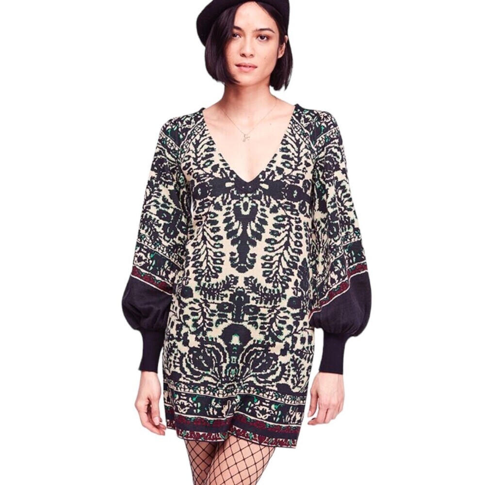 Free People Black Music And Lyrics Bohemian Plunge Mini Sweater Dress M